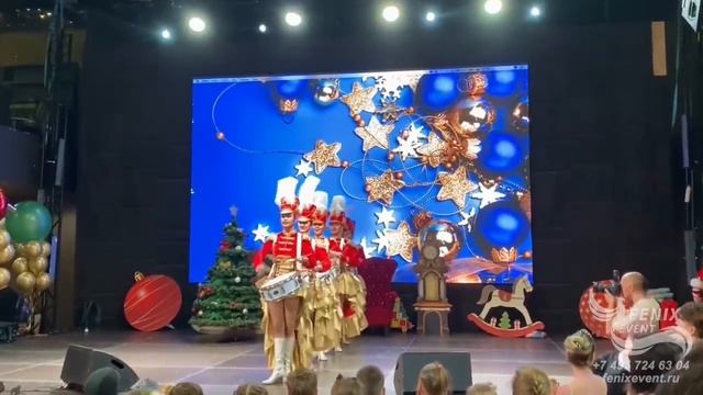 Заказать ансамбль барабанщиц на праздник в Москве - мажоретки барабанщицы на 22 февраля и 9 мая