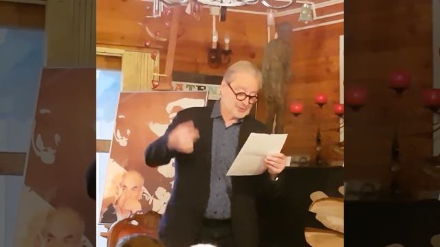 "Когда петух над Марбургским собором..." Булата Окуджавы