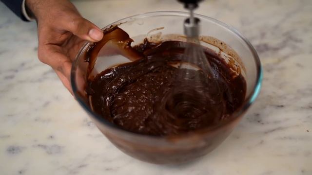 Eggless Chocolate Truffle Cake | Ganache Frosting & Glaze Recipe | Step by step choco truffle cake