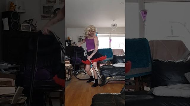 Queen freddie mercury i want to break free impression mad moment