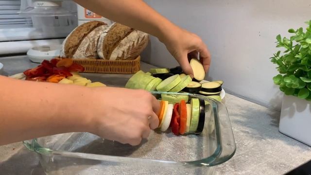 Готую вечерю «Овочева веселка»