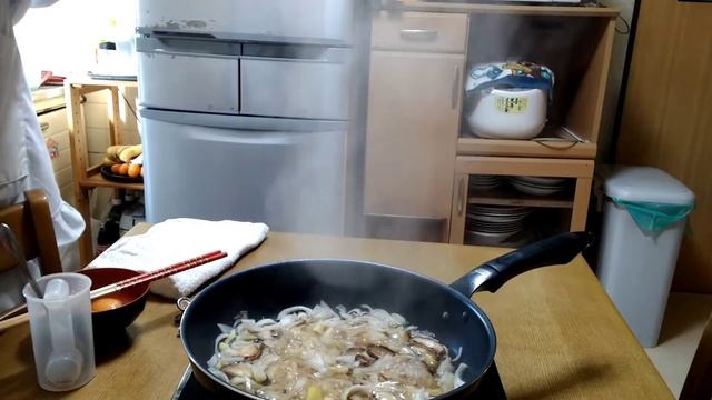 「玉子丼」ネギたっぷりで簡単に手早くできて美味しい丼！