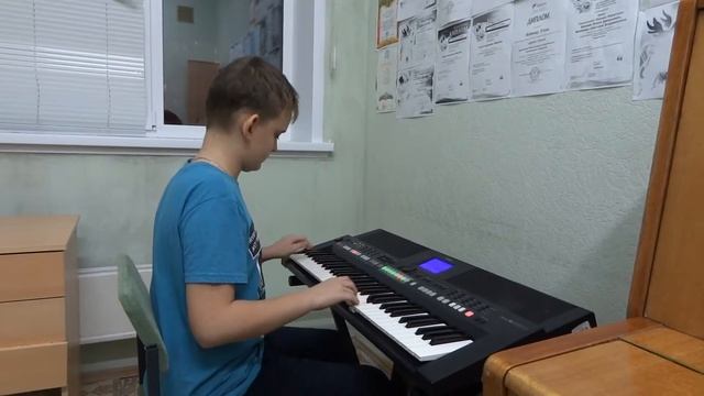 Сухарев  Денис.  Rondo Veneziano  "Musica...  Fantasia"  (аранжировка  Исаченко  С.В.)