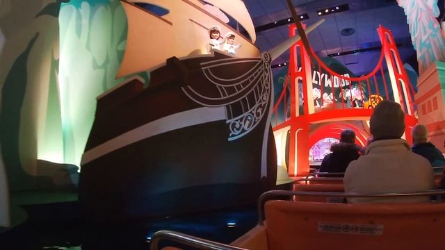 VLOGMAS DAY 16 | Disneyland Paris Day 3 Vlog