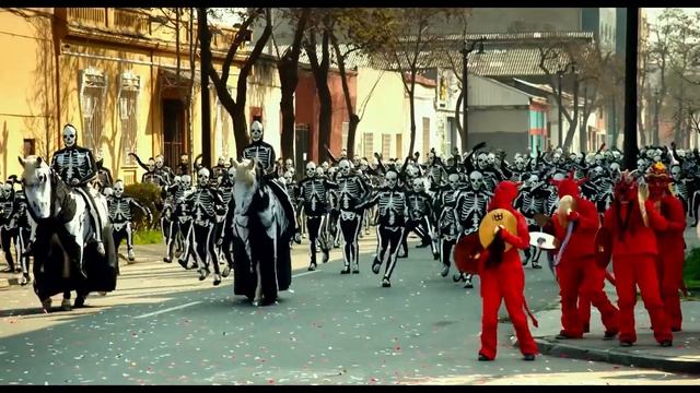 Movie clip: Endless poetry (Jodorowsky 2016)_Carnival