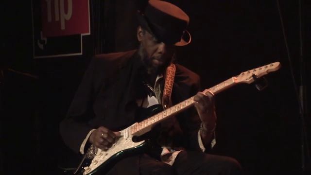 Reggie Washington "FREEDOM" Trio @ New Morning Club; Paris '11 (2)