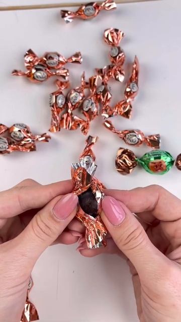 Нашла новые мини конфеты Pink truffle для моего творчества