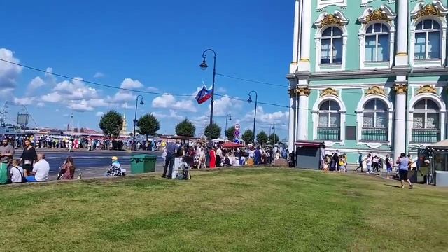 В ПЕТЕРБУРГЕ ГУЛЯЕМ С ДЕТЬМИ