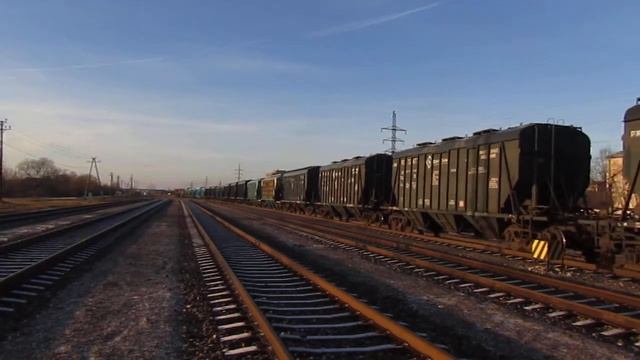 отправление Ge c36-7i 1525+1516 со станции Нарва