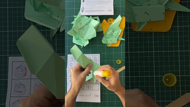 Bukalemun Pascal/Chameleon Pascal  // How to make low poly paper craft 3d model?