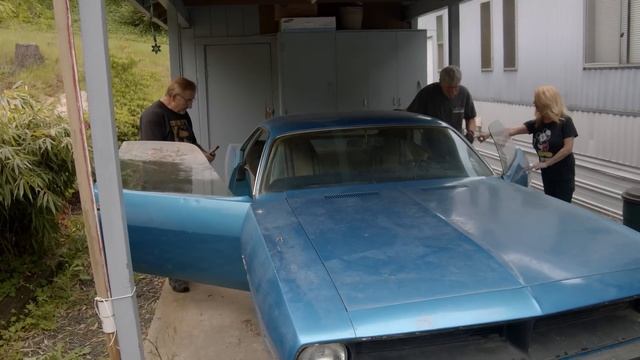 MARK AND DOUGIE FIND A RARE 70 BARRACUDA FACTORY SLANT 6 SITTING IN A CARPORT IN THEIR OWN BACKYARD