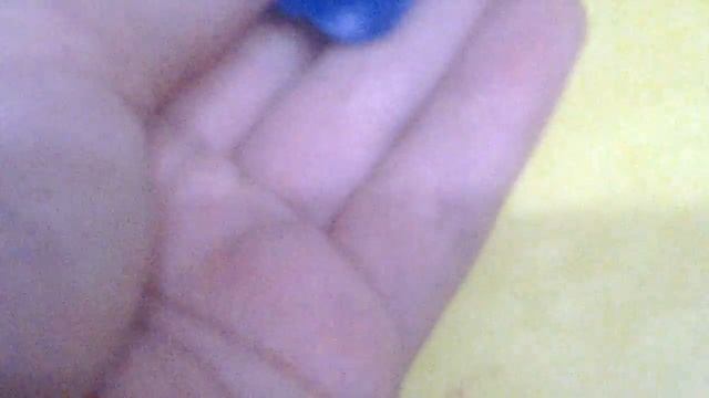 Делаю из пластилина шоколада.