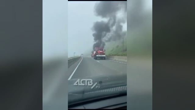 Автомобиль сгорел на трассе Южно-Сахалинск - Оха