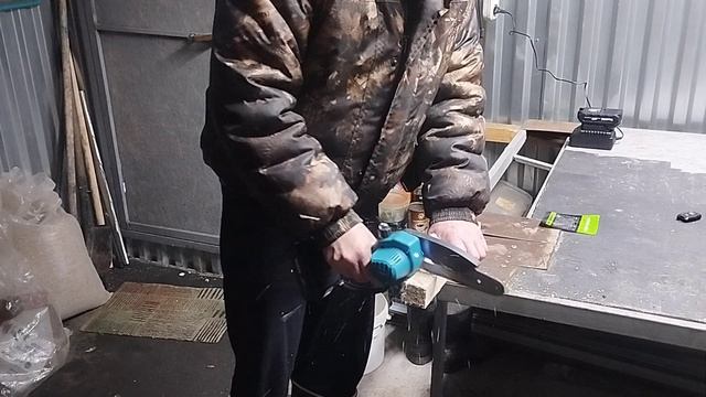 Пила аккумуляторная Makita