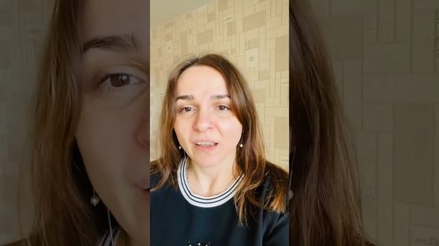 Ты уходил... Читаю стихи собственного сочинения и расстаюсь со своей трусостью и застенчивостью.