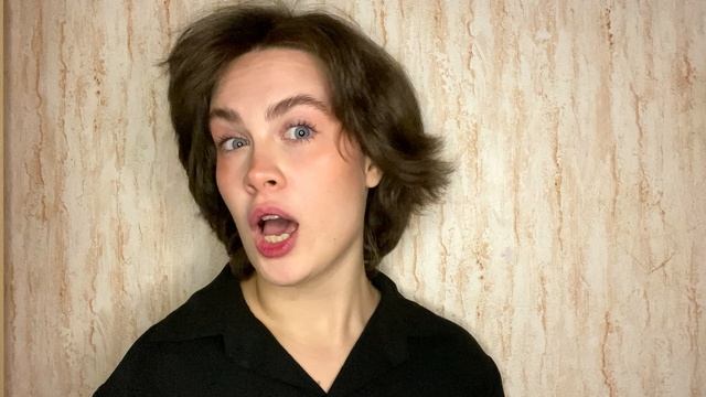 Баджи Ксения. Визитка на английском.