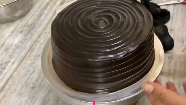 HOW TO MAKE DUTCH TRUFFLE GANACHE CHOCOLATE CAKE??DD SIMPLE CAKE//HOME BAKER