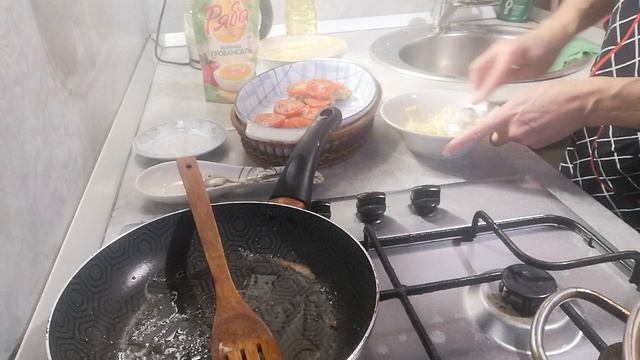 Приготовление отбивных из свинины с картофелем по деревенски