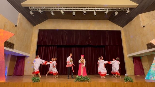 "Песенка про чай"-  Нина Разумейчик на новогоднем вечере
