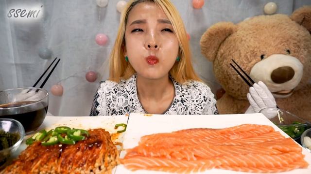 [Mukbang]💕살살 녹는 연어 국수 & 불닭팽이버섯🍄 Salmon Noodles Spicy Enoki Mushroom🔥 Sea Grapes Realsound ASMR  | 쎄