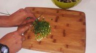 Всего ЧЕТЫРЕ ингредиента! И вкусный, Простой салат у Вас на столе