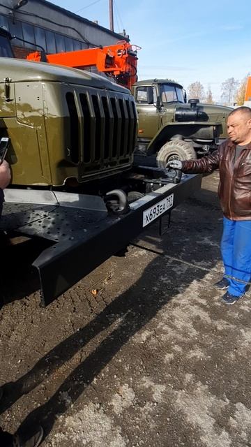 Урал 4320 Бортовой передняя тяговая лебедка с КМУ Канглим-2056Н с буровым оборудованием.
