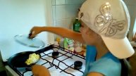 Готовим с Сашей. Грибы с картошкой.
