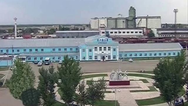 Молодежь поздравляет свой город