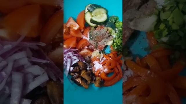 Шампиньон  салат. Салат. Вкусный сочный нежный салат. Вкусный доступный. Шампиньон рецепт. Рецепт.