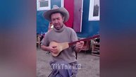 Охоо укмуш сонун ырдайт экен Таланты бар таанышы жок Элдик талант