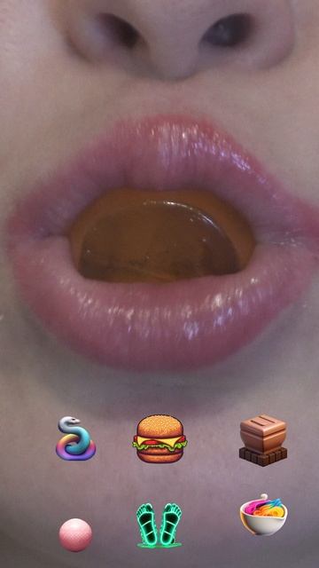 Еда по эмодзи🐍🥞🍮🍥👟🍜Food with emoticons🐍🥞🍮🍥👟🍜用表情符号吃饭🐍🥞🍮🍥👟🍜