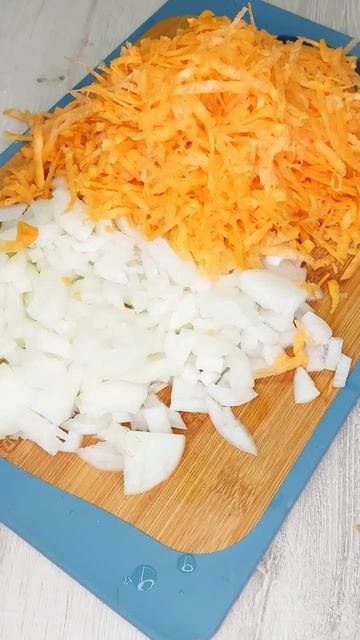 половину капусты 🥬 получится классный гарнир к  #сосискам