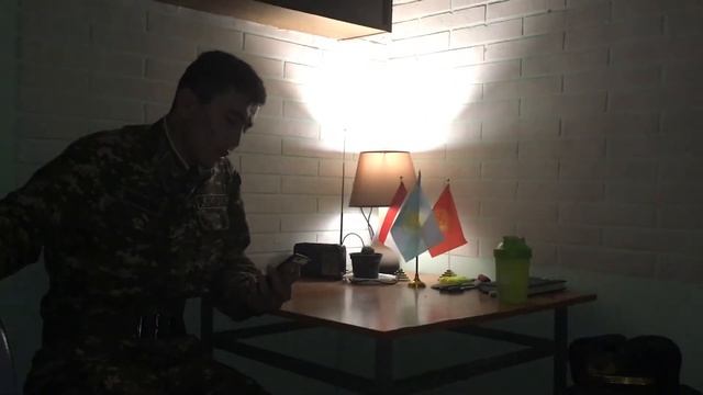Поэзия казакша "Алгашкы махаббатым суйiп калган"
