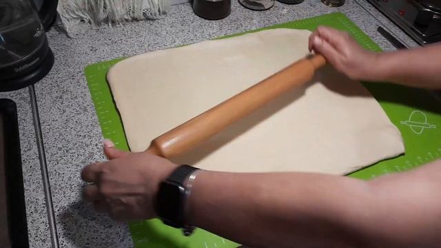 Завитушки с грибами и сыром