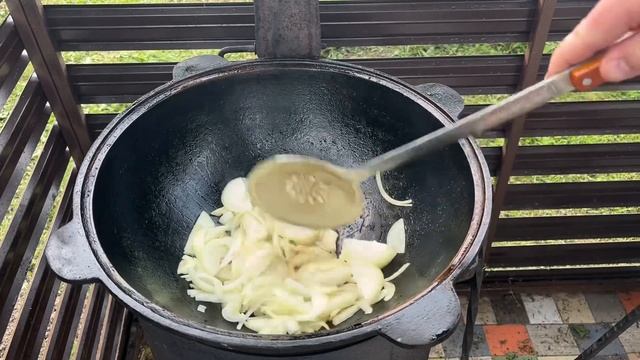 МЯСО С ОВОЩАМИ В КАЗАНЕ НА КОСТРЕ🔥