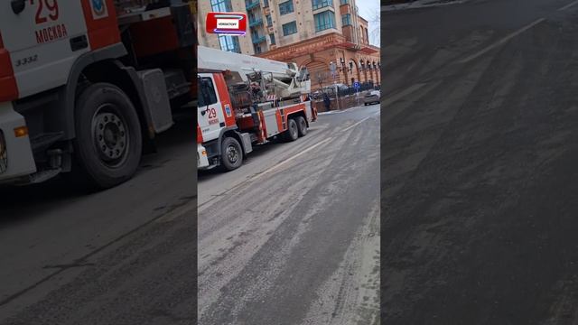 В жилом комплексе Алые паруса сработало устройство есть пострадавшие на месте работают опер службы