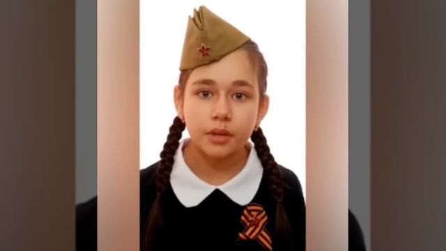 Читает Эвелина Хазиева "На братских могилах" Владимир Высоцкий