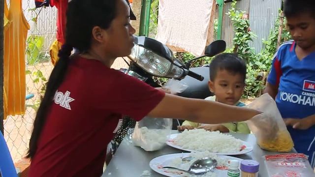 Trichoderma producing for farmers (Siem Reap/Cambodia)