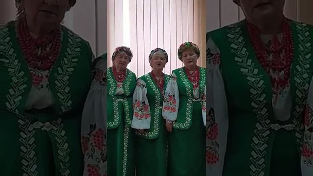 До свята Вишиванки хор Надія