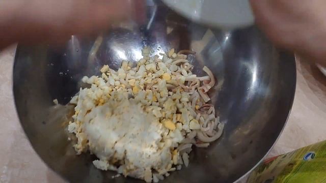 Салат из кальмаров