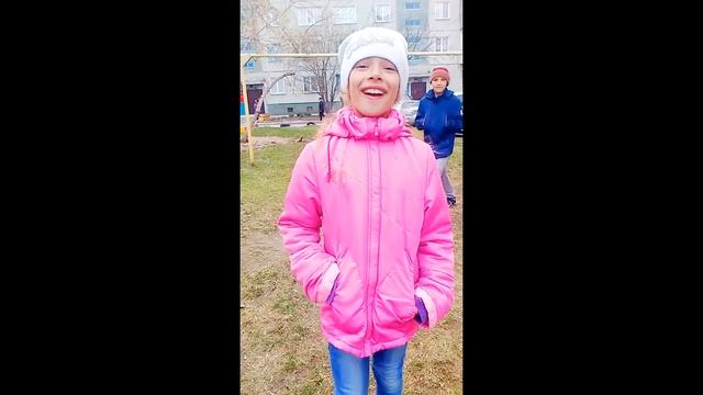Ненормальные дети на улице!!!