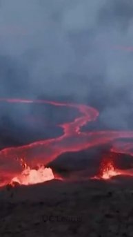 Largest volcano in the solar system | Sourmandal ka sabse bada jwala mukhi #shorts #volcano