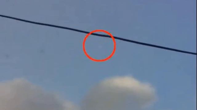 Frantically moving UFO over Hungary June 26, 2014 Лихорадочно движущееся НЛО над Венгрией