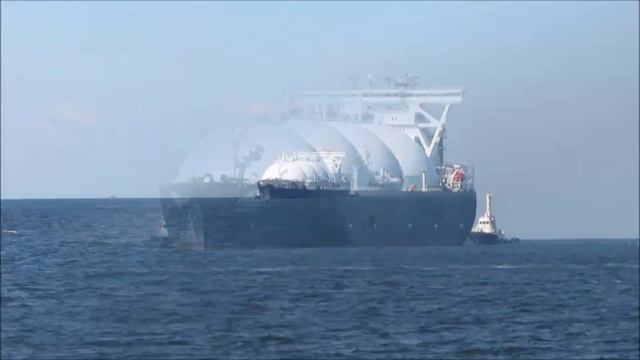 LNG JUPITER　入港　LNGタンカー(Liquefied Natural Gas Tanker)