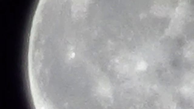 Луна в бытовую видеокамеру