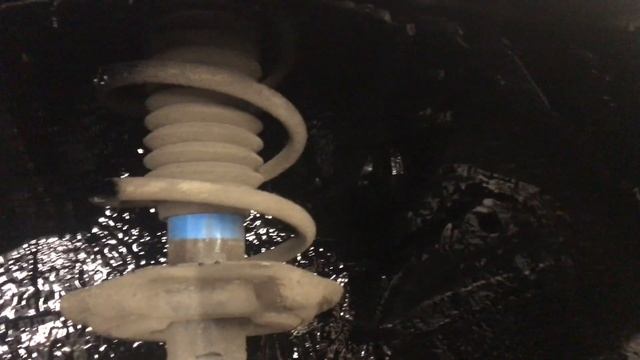 Nissan Qashqai. Нанесение шумоизоляции на арку и подкрылок с целью снижения шума от резины (шин).