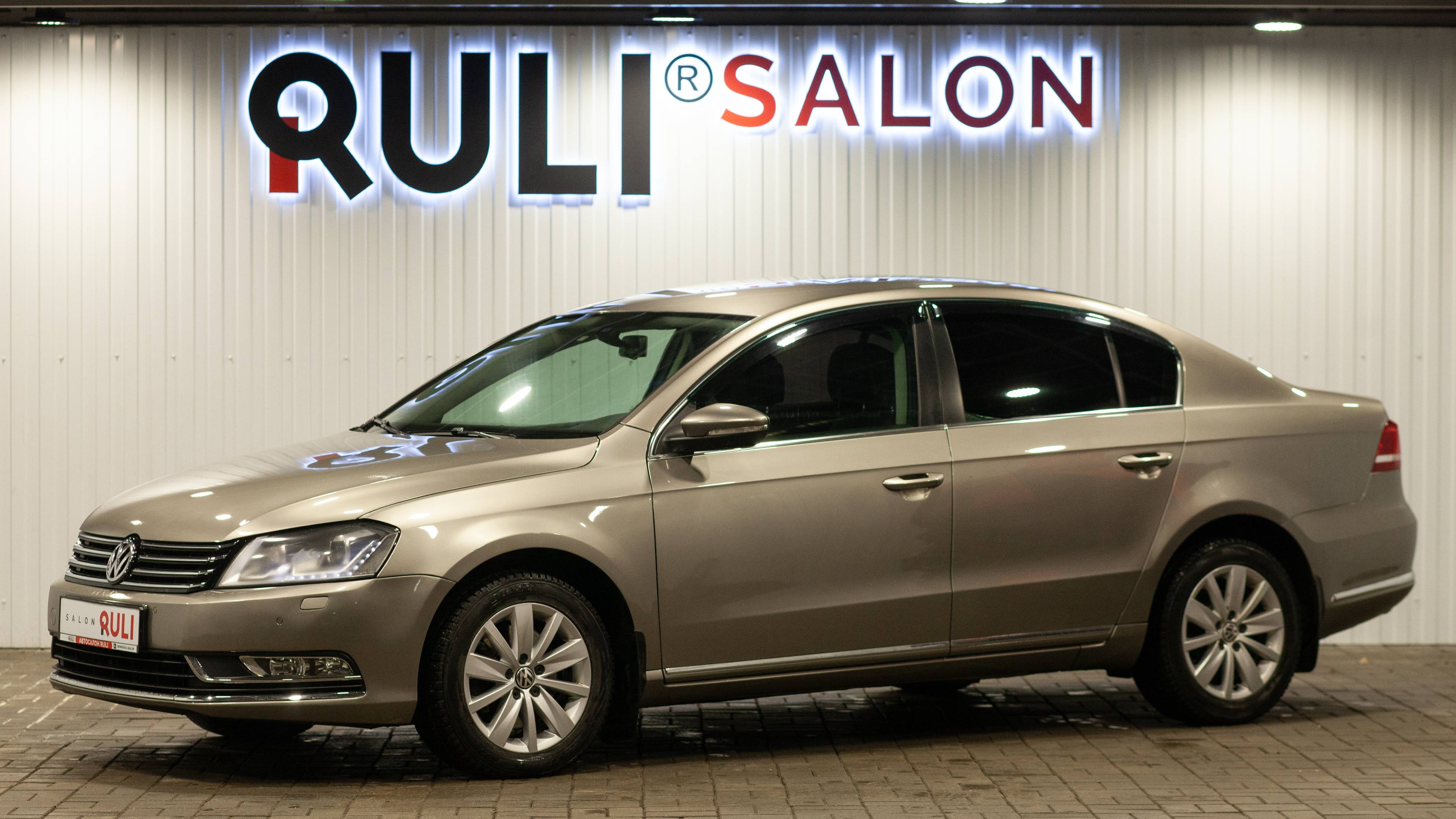 Volkswagen Passat B7, 2012