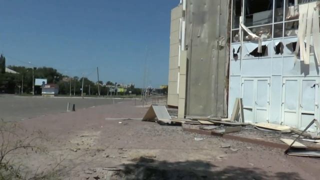 Прогулка по фронтовому Луганску 16 июля2014