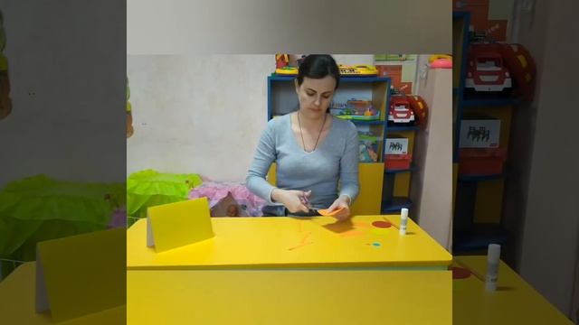 Конструювання з паперу "Курчатко"