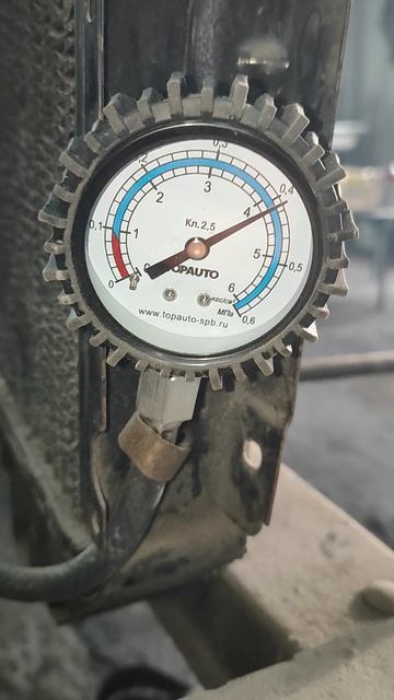 ПРОДАМ двигатель ЗМЗ-402.10L после ремонта не сталименять поршневую ,т.к. на гильзах был ещё ХОН